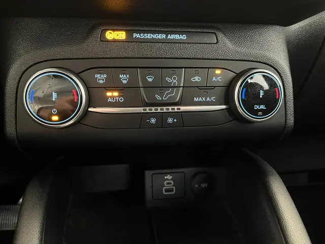 Ford Kuga 2.5 PHEV ST-Line 2023 Hybride Benzine 44