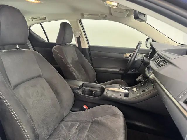 Lexus CT 200h Sport Edition 2020 Hybride Benzine 23