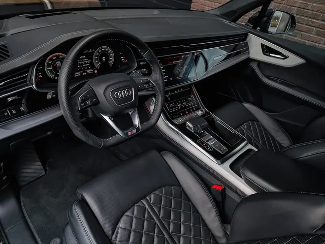 Audi Q7 60 TFSI e Competition 2020 Hybride Benzine 11