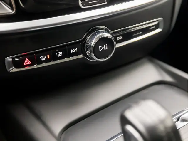 Volvo V60 2.0 B3 Momentum Sport 2020 Hybride Benzine 9