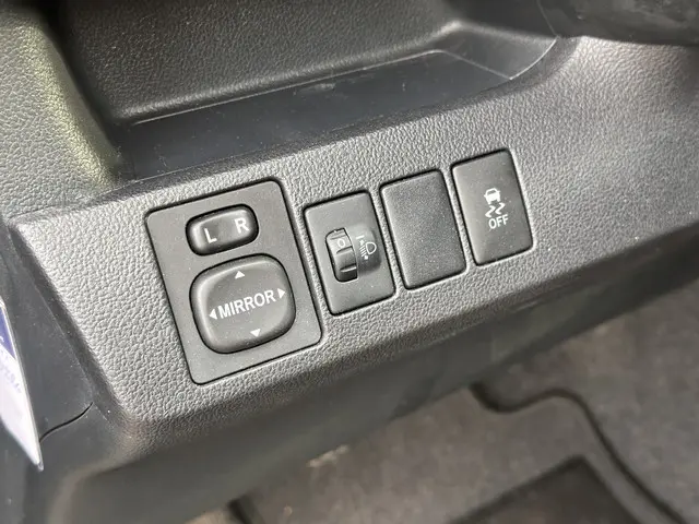 Subaru Trezia 1.3 Luxury 2013 Benzine 16