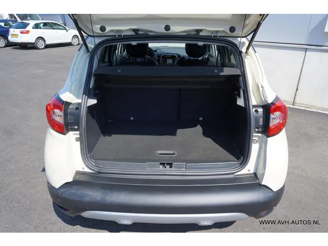 Renault Captur 0.9 TCe Helly Hansen 2015 Benzine 8