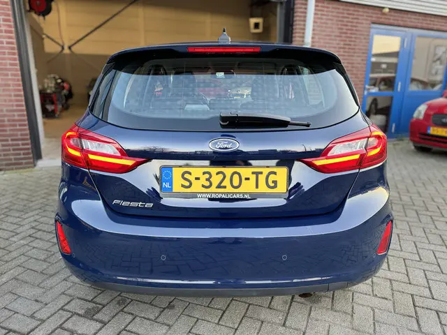 Ford Fiesta 1.0 EcoBoost Titanium 2020 Benzine 6
