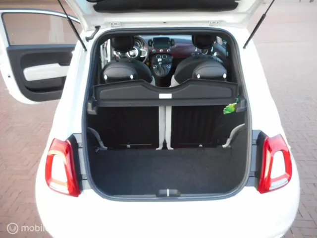 Fiat 500 1.0 Hybrid Star ECC+NAVI+CRUISE+LM-16 2020 Benzine 8