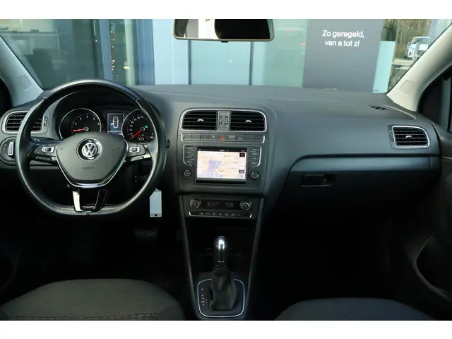 Volkswagen Polo 1.2 TSI Comfortline 2015 Benzine 14