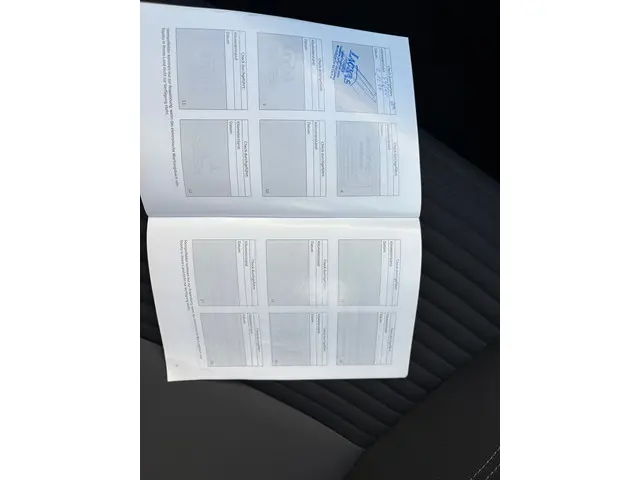 Toyota Yaris 1.5 Hybrid Design 2018 Hybride Benzine 13