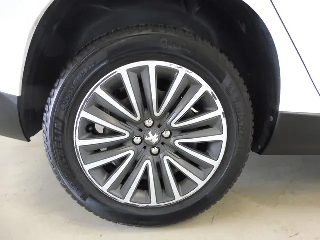 Peugeot 2008 1.2 PureTech Blue Lion 2017 Benzine 14