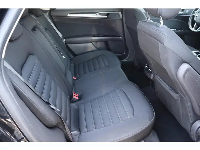 Ford Mondeo Wagon 2.0 TDCi Titanium 2015 Diesel 15