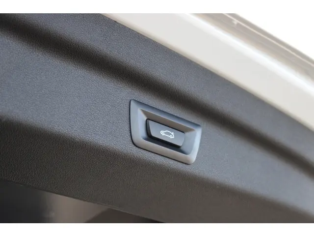 BMW 2 Serie Active Tourer 218i Automaat 2023 Benzine 16