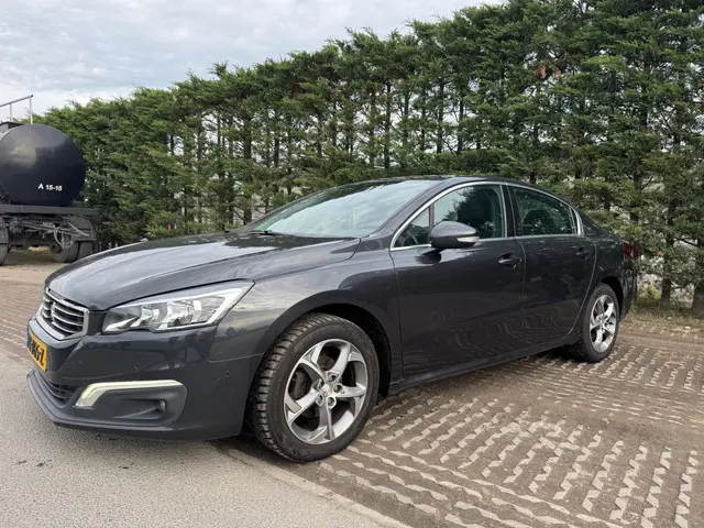 Peugeot 508 1.6 BlueHDi Blue Lease Executive 2018 Diesel 9