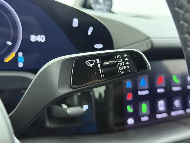 Porsche Taycan Performance 84 kWh 2021 Elektrisch 28