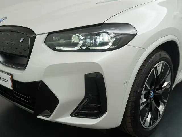 BMW iX3 High Executive 80 kWh 2022 Elektrisch 24