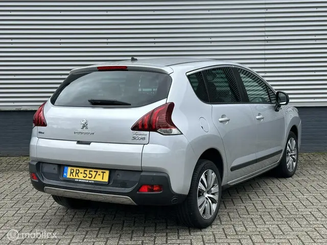 Peugeot 3008 1.2 PureTech Style 2015 Benzine 6