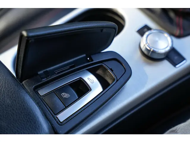 Mercedes-Benz SLK 200 2014 Benzine 28