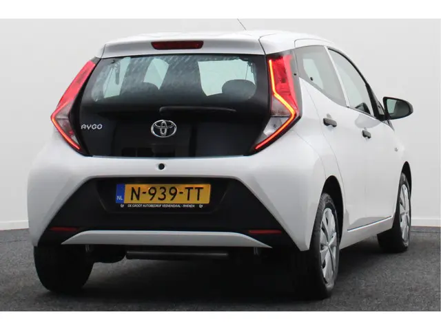 Toyota Aygo 1.0 VVT-i x-fun 2022 Benzine 17