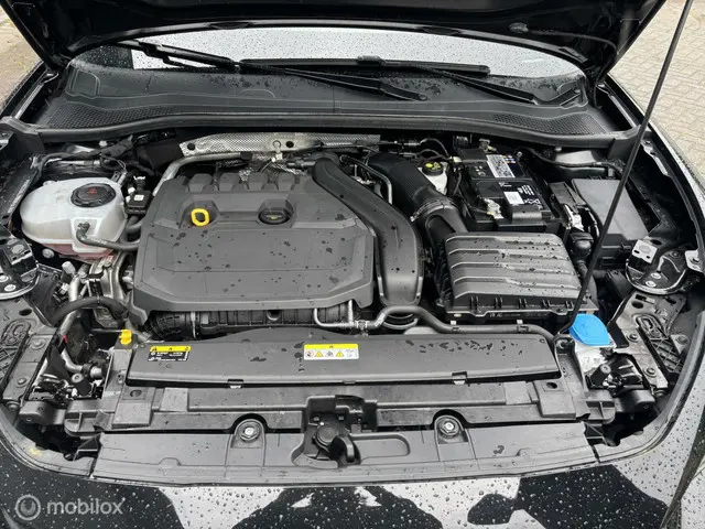 SEAT Leon 1.5 eTSI FR Hele nette auto 2021 Benzine 12