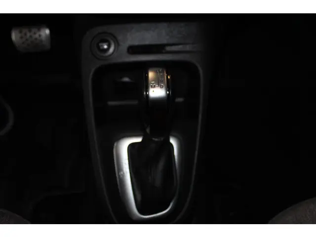 Renault Captur 1.2 TCe Bose 2018 Benzine 14