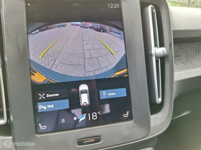 Volvo XC40 1.5 T2 MOMENTUM 2021 Benzine 19