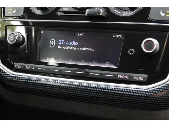 Volkswagen up! 1.0 BMT high up! 2017 Benzine 19