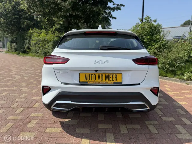 Kia XCeed 1.5 T-GDi DynamicPlusLine 2023 Benzine 18