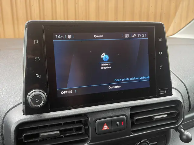 Peugeot Partner 1.5 BlueHDI Premium 2020 Diesel 17