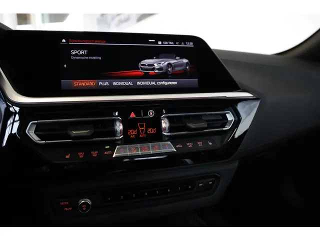 BMW Z4 Roadster sDrive20i 2026 Benzine 18