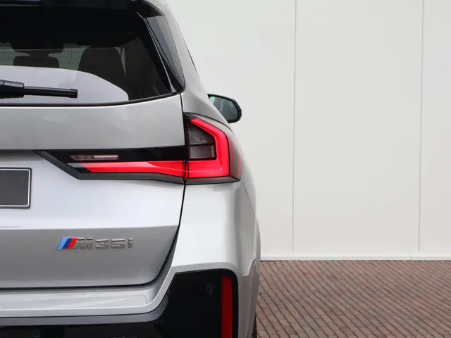 BMW X1 M35i 2025 Benzine 38