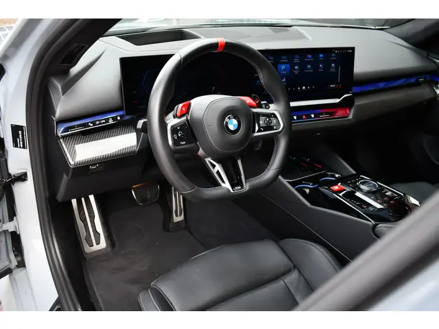 BMW M5 5-serie Touring 2025 Hybride Benzine 80