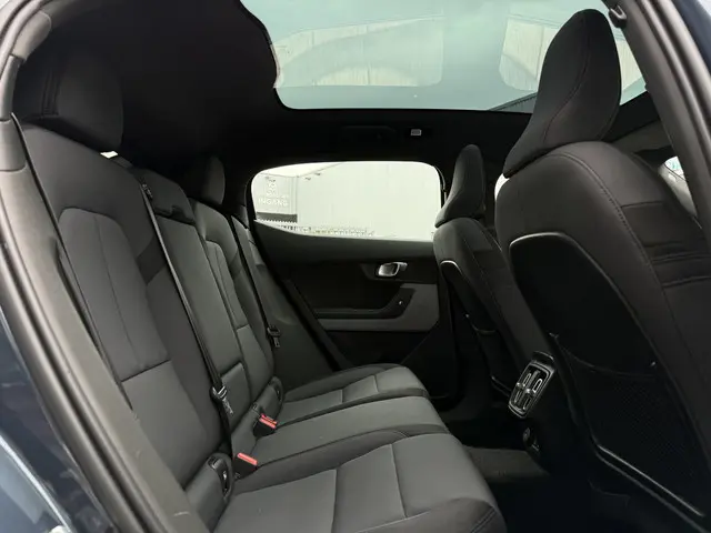 Polestar 2 Aut. Long Range Dual AWD 2020 Elektrisch 15