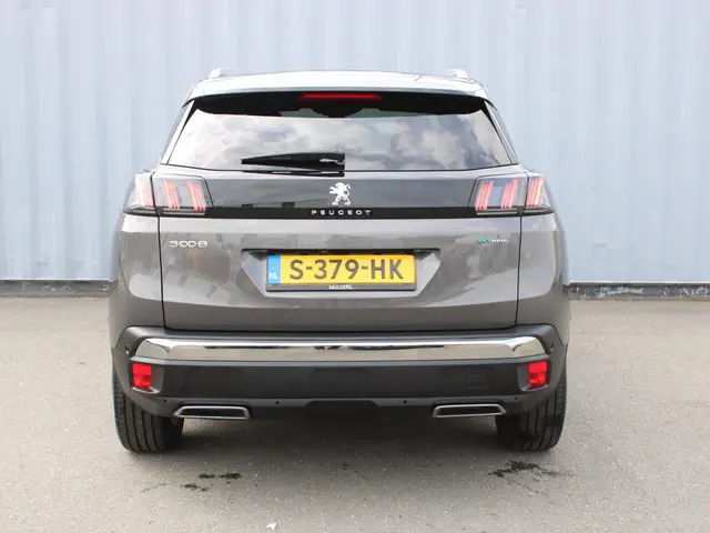 Peugeot 3008 PLUG-IN HYBRID 225 GT 2021 Hybride Benzine 6