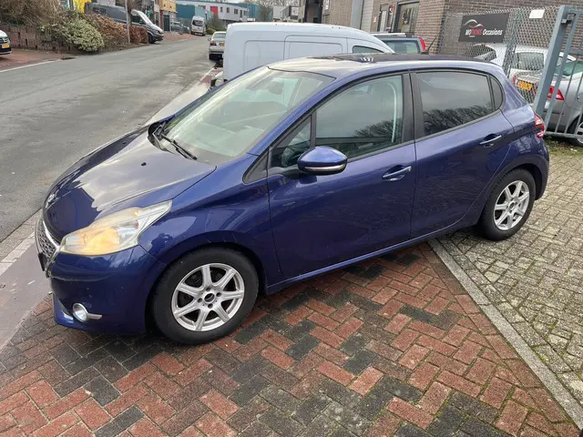 Peugeot 208 1.4 VTi Envy! EXPORT! 171 dkm NAP! 2012 Benzine 2