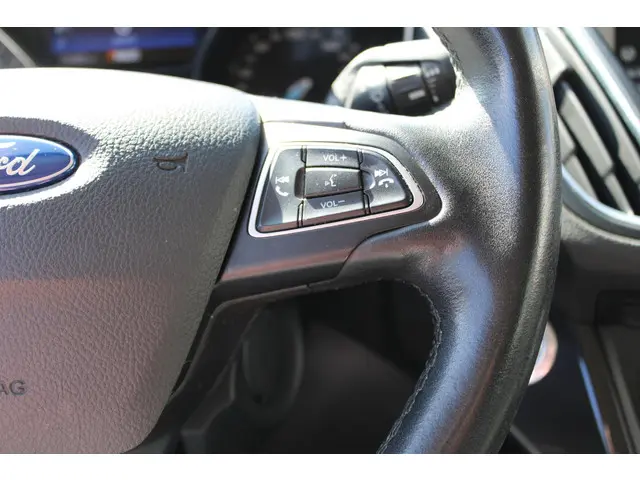 Ford C-MAX 1.5 Titanium 2015 Benzine 20