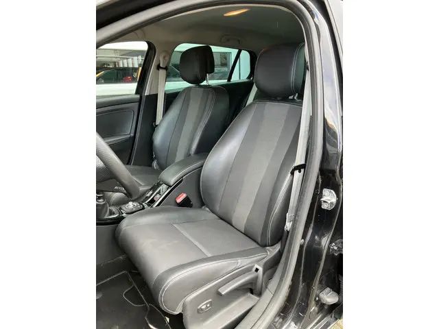 Renault Mégane Estate 1.2 TCe Collection 2013 Benzine 17