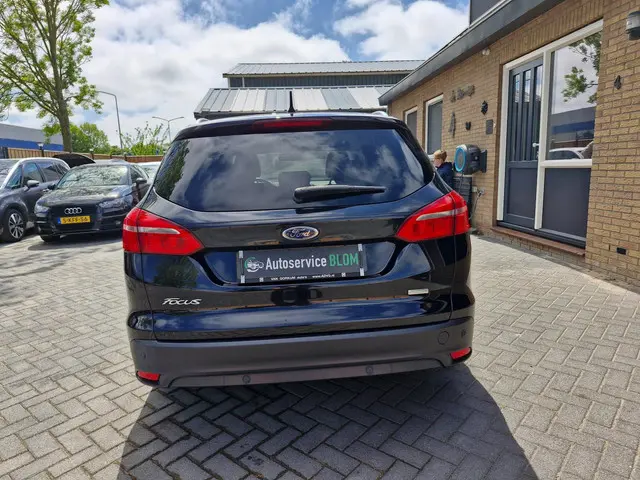 Ford Focus Wagon 1.0 Titanium Edition 2015 Benzine 5