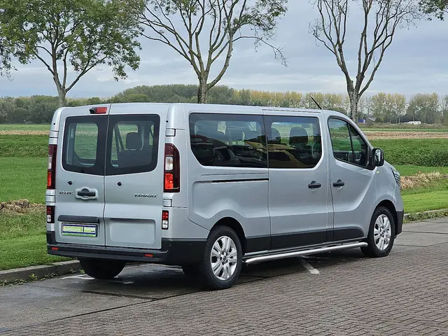 Renault Trafic 2.0 DCI 2022 Diesel 3