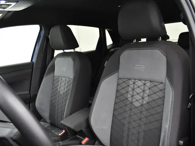 Volkswagen Polo 1.0 TSI 110pk DSG R-Line 2024 Benzine 15