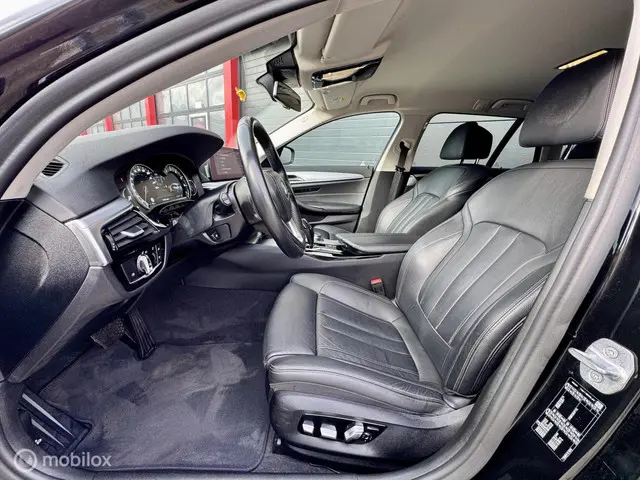 BMW 5 Serie Touring 520i High Executive 2018 Benzine 17