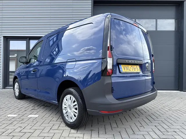 Volkswagen Caddy Cargo 2.0 TDI Trend 2022 Diesel 4