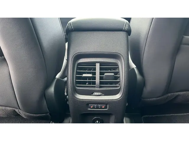 Ford Kuga 2.5 FHEV Active X 2024 Hybride Benzine 15