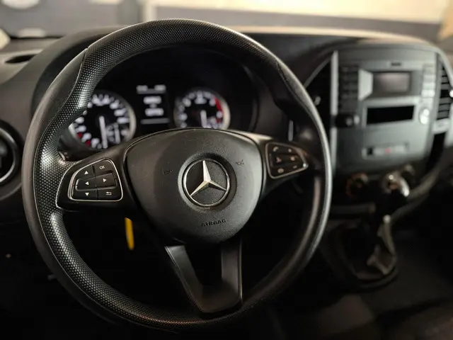 Mercedes-Benz Vito 110 CDI Lang / 3pers 2020 Diesel 12
