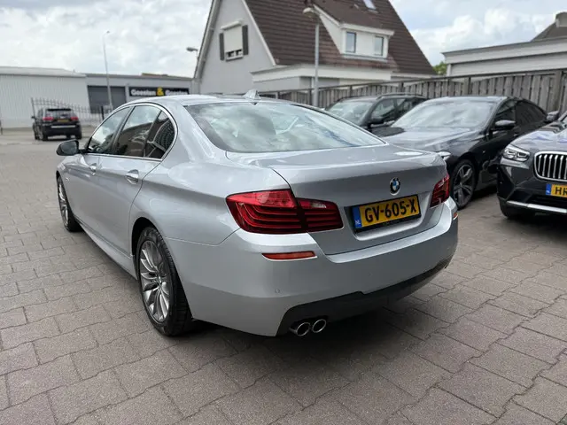 BMW 5 Serie 518d M-Sport 2015 Diesel 6