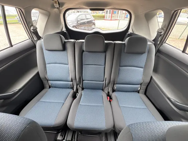 Toyota Verso 1.6 VVT-i Comfort 2014 Benzine 19