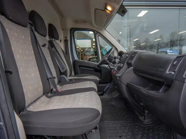 Opel Movano 2.2D 120 L2H2 Edition 2022 Diesel 30