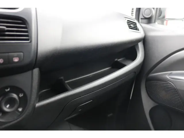 Opel Combo 1.3 CDTi L2 H1 Sport Koelwagen 2018 Diesel 33