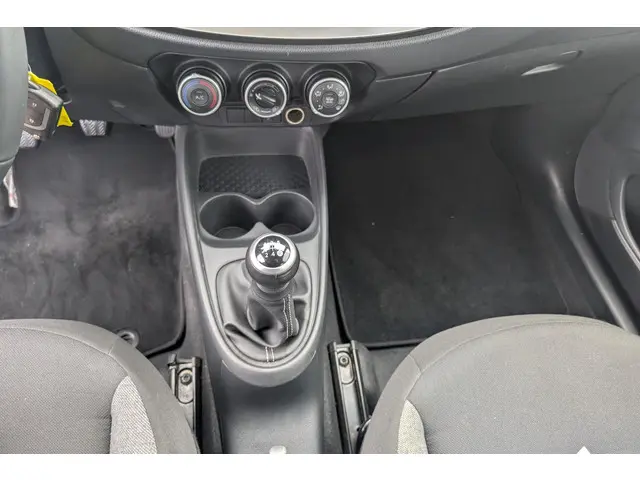 Toyota Aygo X 1.0 VVT-i MT Play 2024 Benzine 23