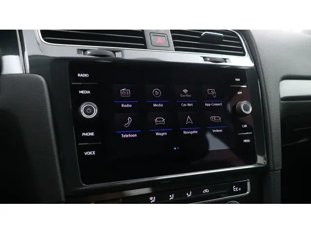 Volkswagen e-Golf E-DITION 36kWh 136pk 2020 Elektrisch 22