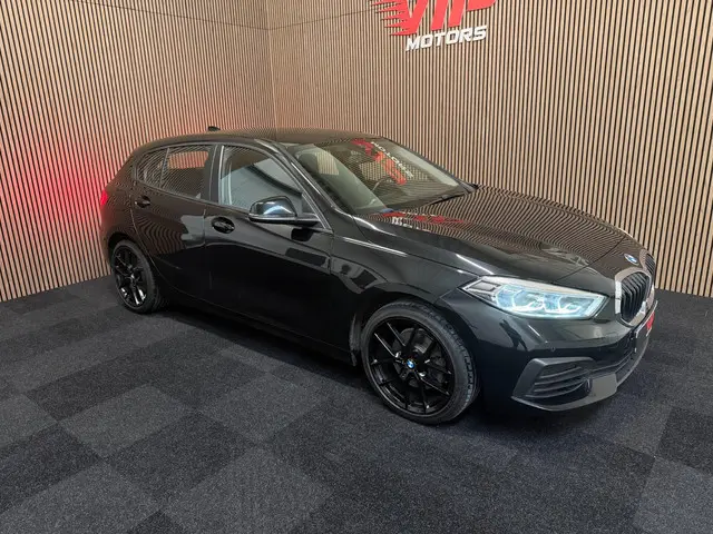 BMW 1 Serie 116i High Executive 2021 Benzine 5