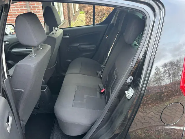 Suzuki Splash 1.0 VVT Exclusive EASSS 2012 Benzine 12