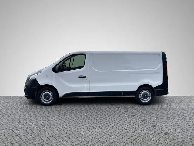 Nissan NV300 2.0 dCi 120 L2H1 Acenta 2021 Diesel 7