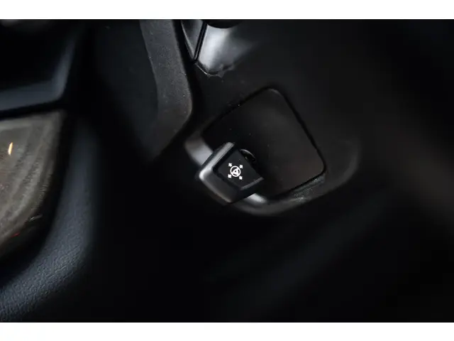 BMW X5 xDrive45e High Executive 2023 Hybride Benzine 30